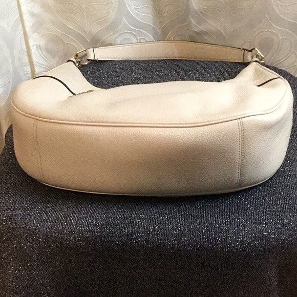 Beige Coach Bag Leather SOLD - Picture 5 of 13